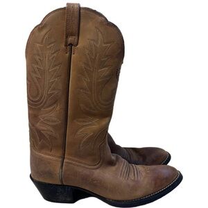 Ariat Heritage Western Cowboy Boot in Distressed Brown | Size 6
